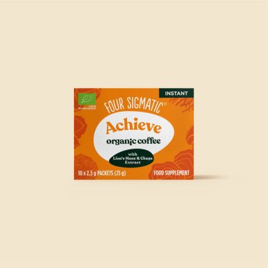 Paquet de café bio "Achieve" avec un design orange et blanc.