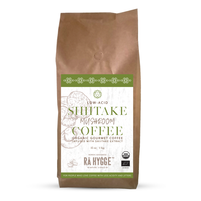 Sac de café shiitake bio avec des informations graphiques et des éléments naturels.