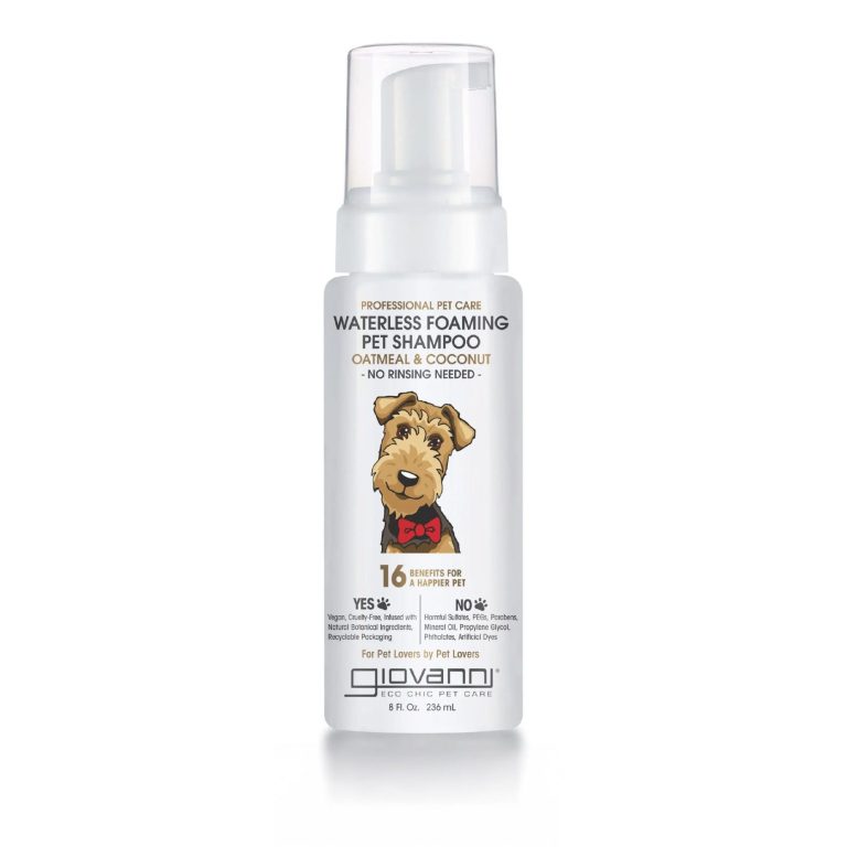 Shampoo moussant pour animaux de compagnie, flacon de 236 ml, étiquette avec un chien bio